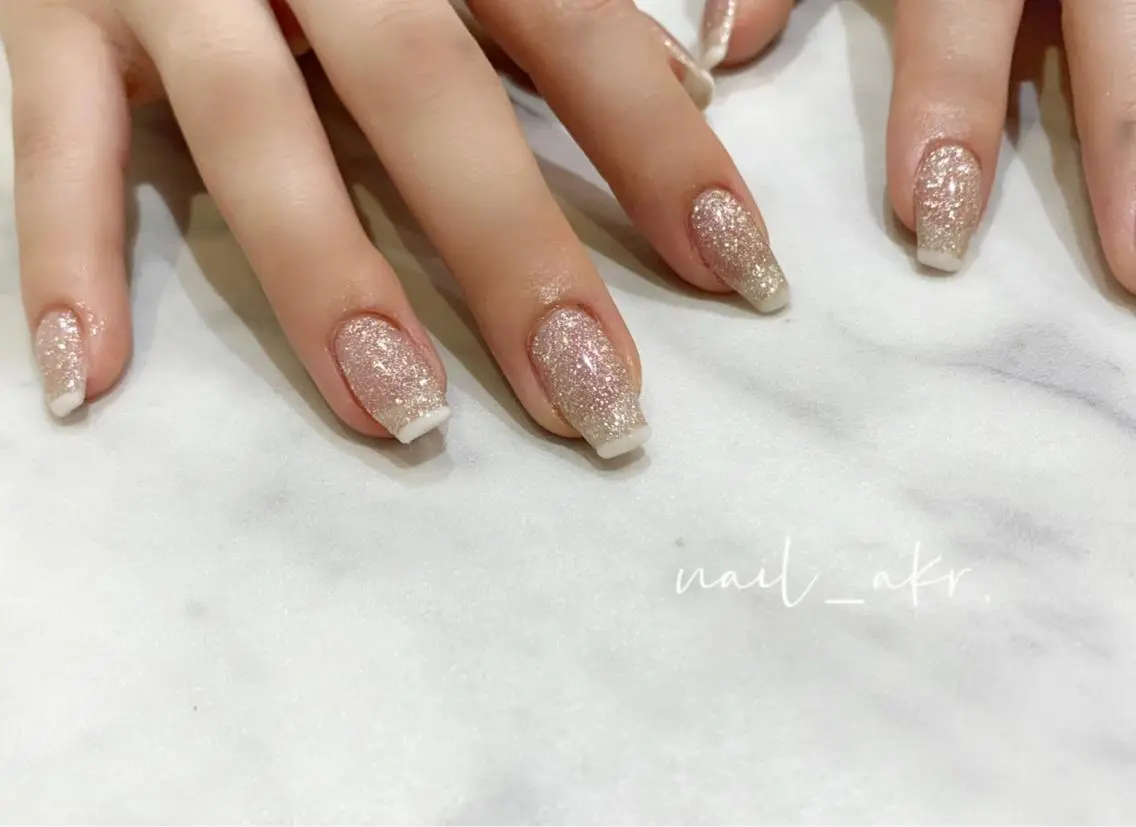 ネイル フレンチネイル ラメ(グリッター) ピンク シルバー nailAVANCE akariのネイルデザイン