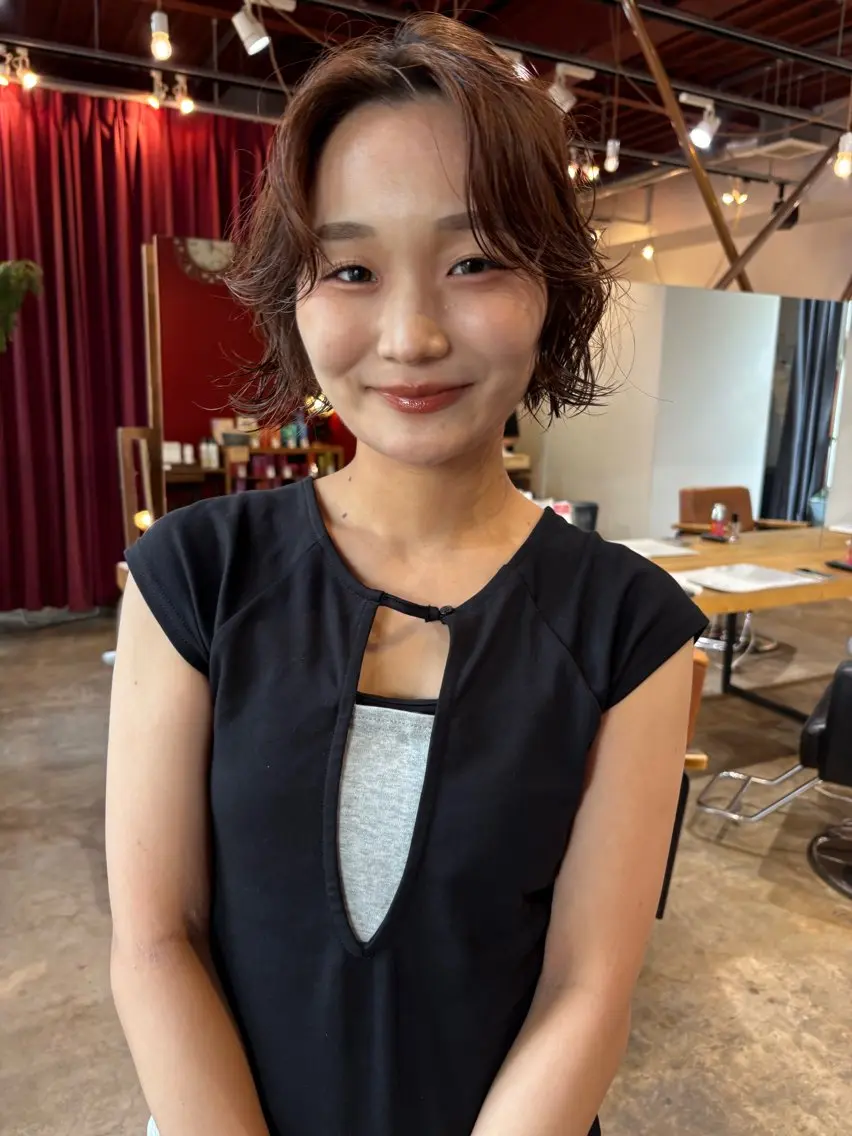 ショート パーマ 小日向 沙織のヘアスタイル