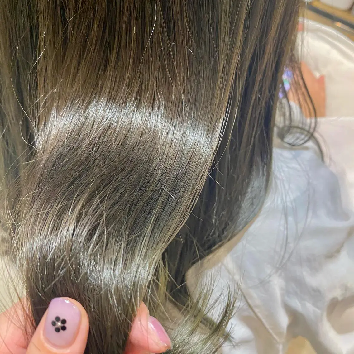 カラー 【novem】 serenのヘアスタイル