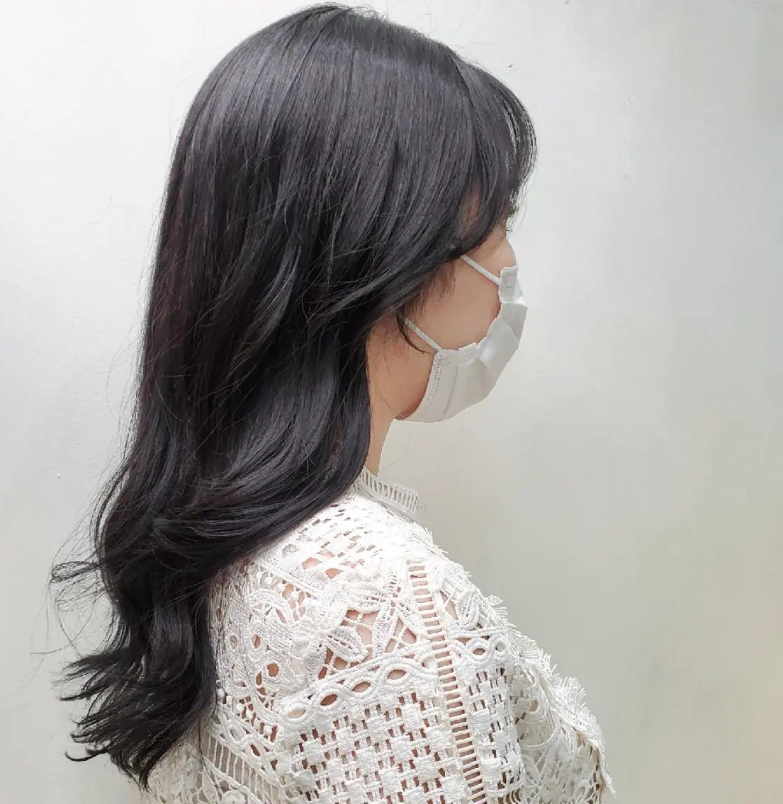 ロング カラー 黒髪 ブルーカラー ブルーブラック 顔周りカット 韓国風ヘア 韓国レイヤー suzuのヘアスタイル