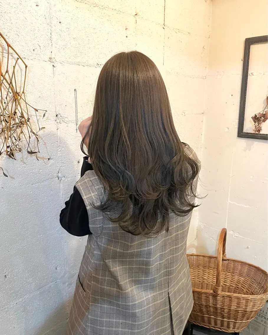 ロング カラー ヘアカラー 暗髪とオリーブ🌿 渡辺拓人のヘアスタイル