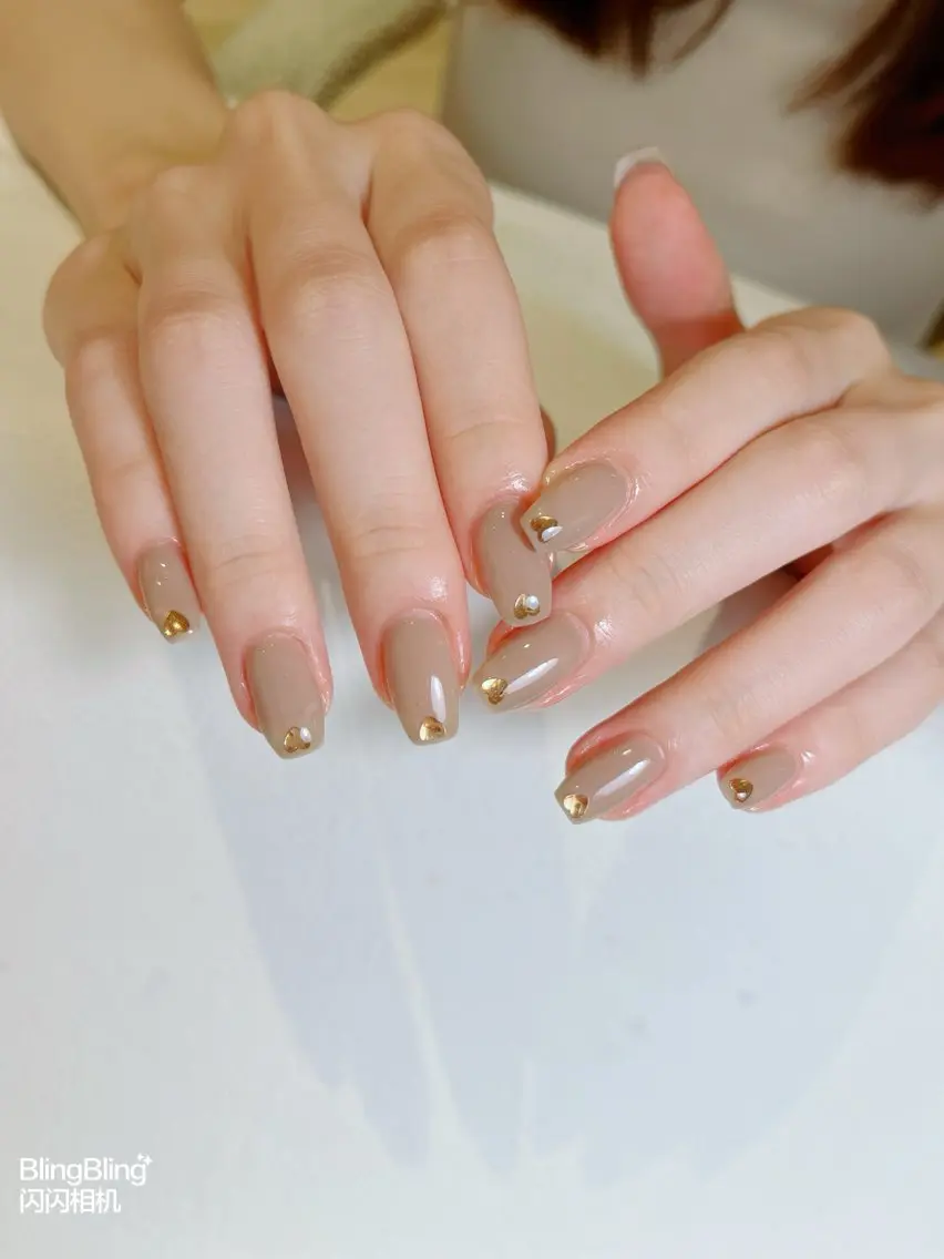 ネイル ハート ハンドネイル Floria nail salonのネイルデザイン