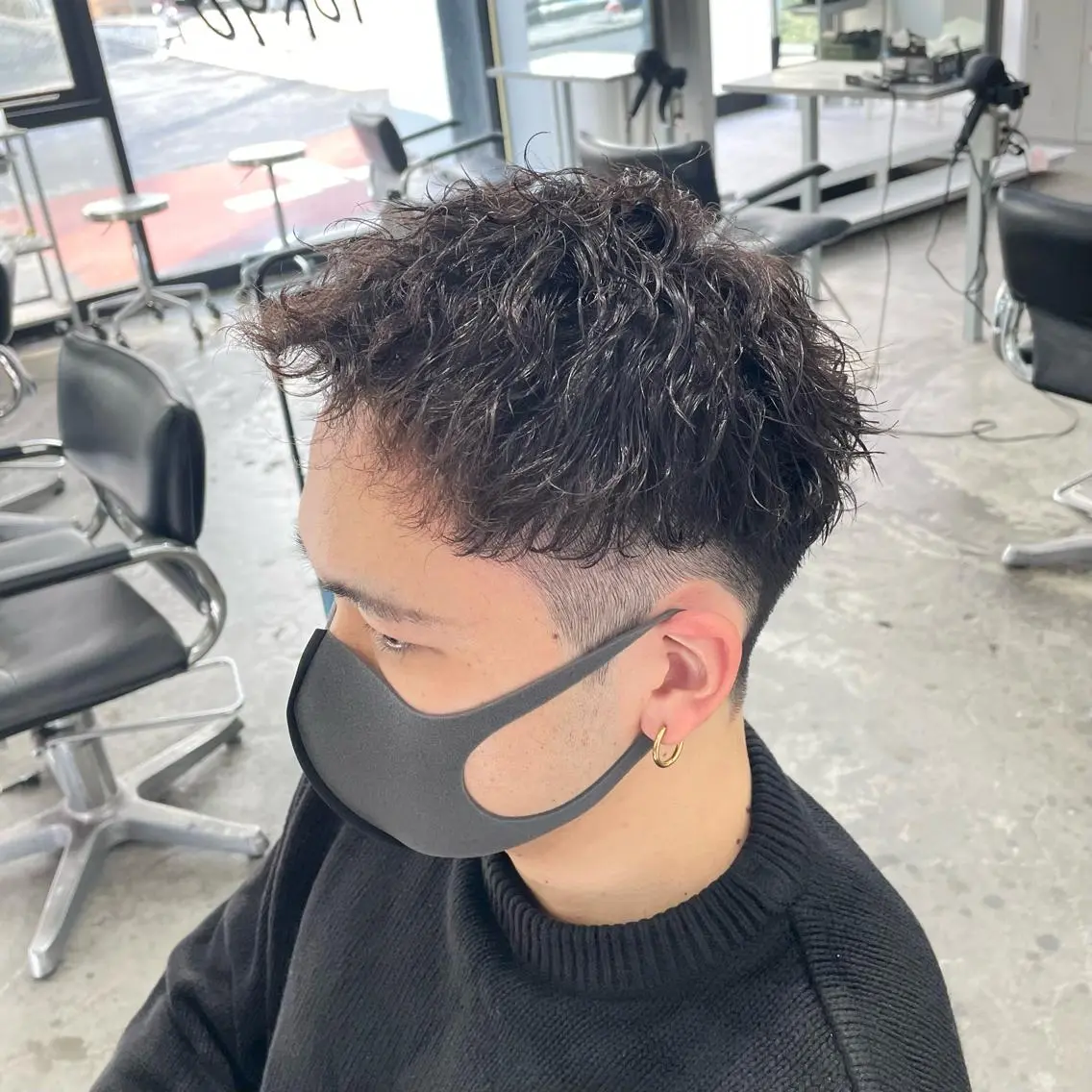 ショート パーマ メンズ アップバング ショートヘア カット パーマ メンズ特化美容師/ 藤戸 椋のヘアスタイル