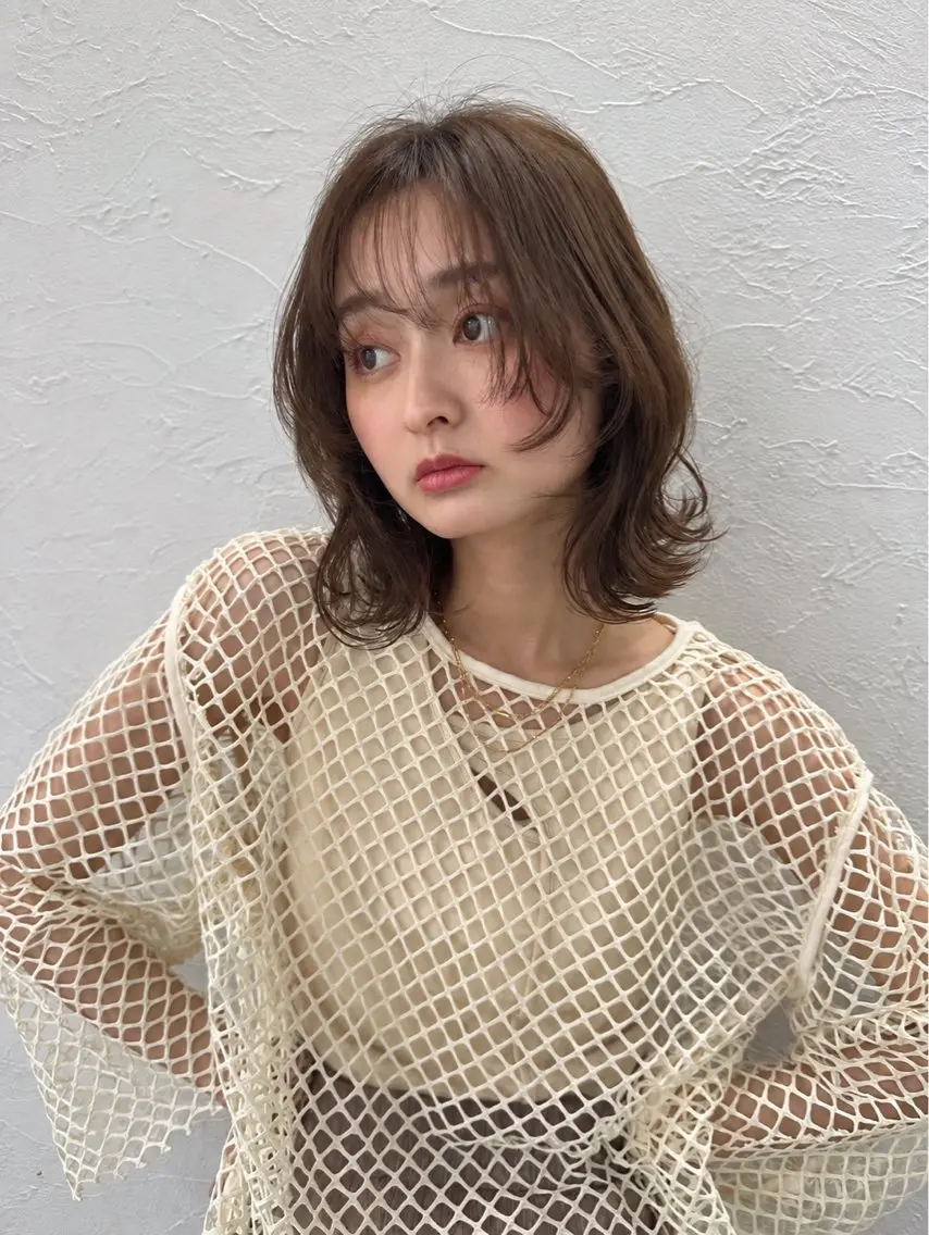 ミディアム カット ヘアカラー 十倉 朱莉のヘアスタイル