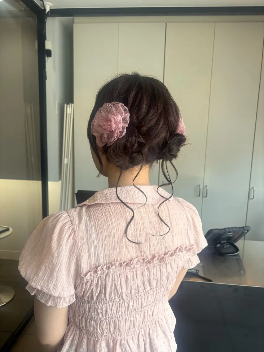 ヘアアレンジ 𝗬𝗨𝗔 🐈‍⬛のヘアスタイル