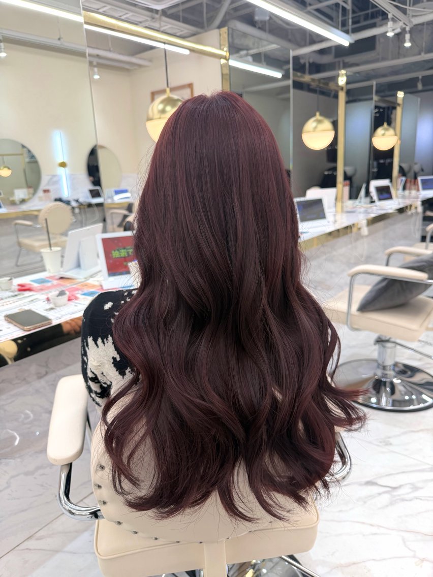 ロング カラー ケアカラー 透明感カラー ピンクカラー ローズカラー くびれヘア ヘアカラー aku🩷韓国レイヤ ー暖色カラー🎀のヘアスタイル
