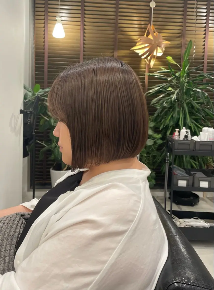ミディアム カット トリートメント 福井 茉菜美のヘアスタイル