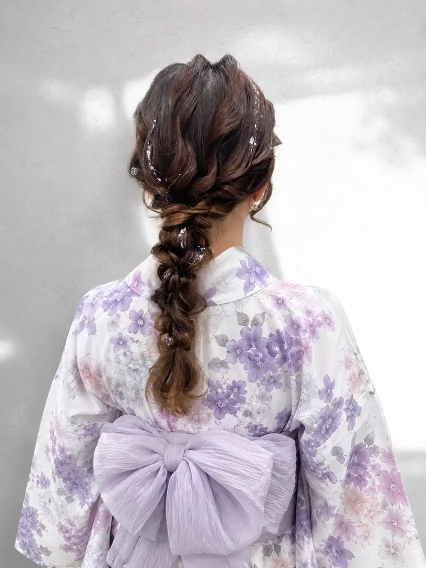 ヘアアレンジ 着付け あやか 白髪ぼかしハイライトのヘアスタイル