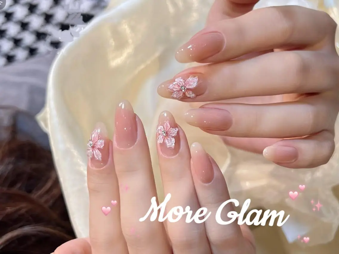 ネイル 長さ出し フットネイル フレンチネイル ジェルネイル ガラスフレンチ MoreGlam Nailsのネイルデザイン