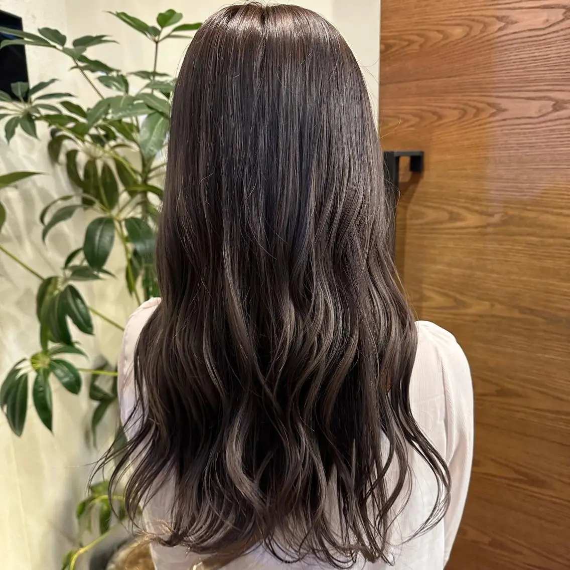 ロング カラー momo 札幌美容師のヘアスタイル