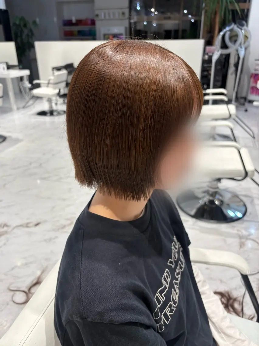 ミディアム 明壁 沙弓のヘアスタイル