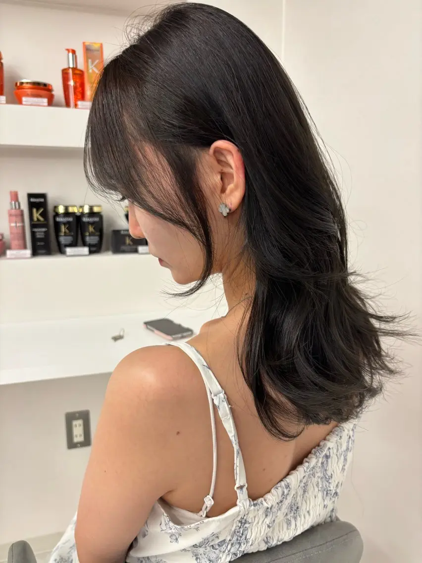 ロング モリシタ チョウのヘアスタイル