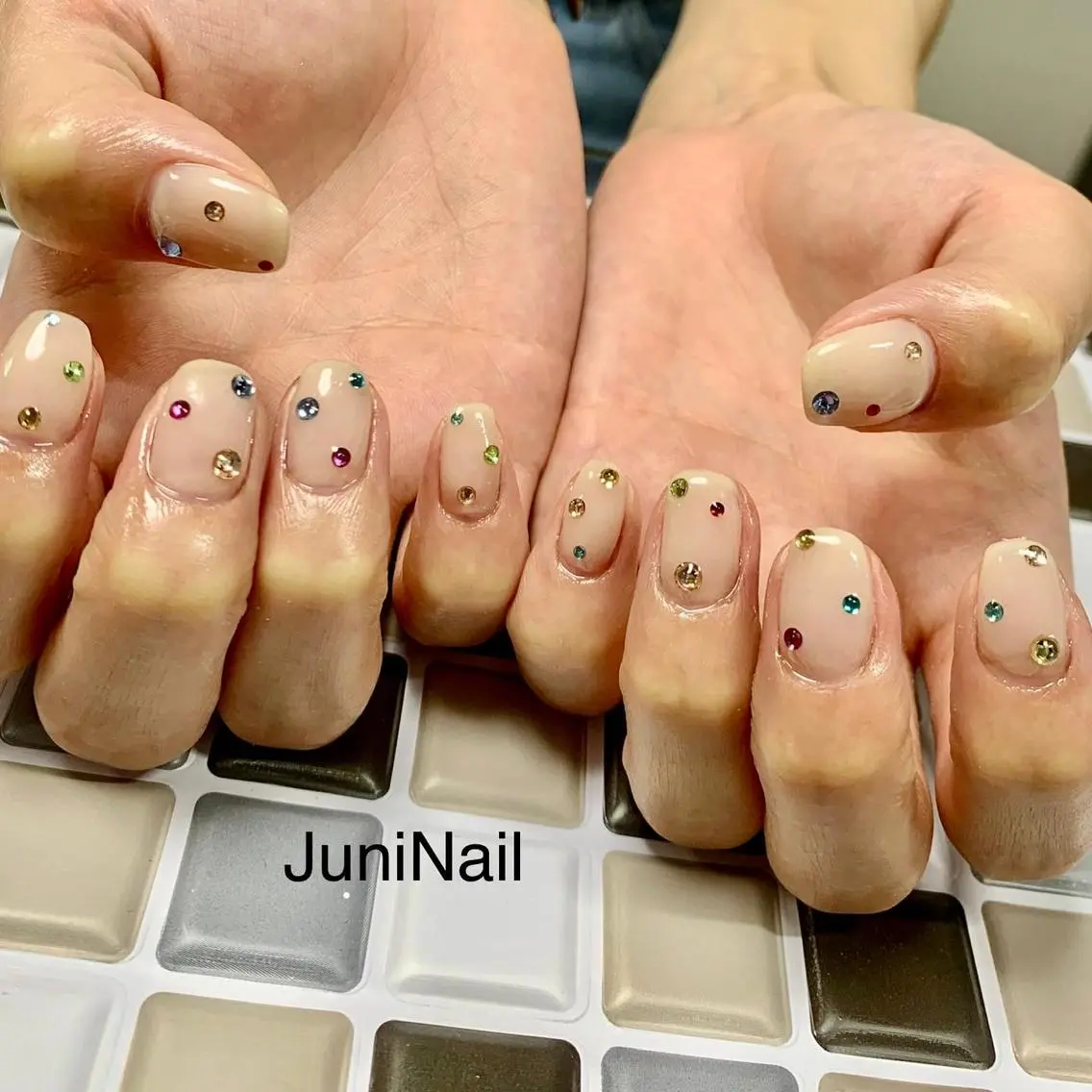 ネイル オーロラネイル クリアネイル 成人式 フラッシュネイル フレンチネイル ハンドネイル JuniNail 주니네일🇰🇷suのネイルデザイン