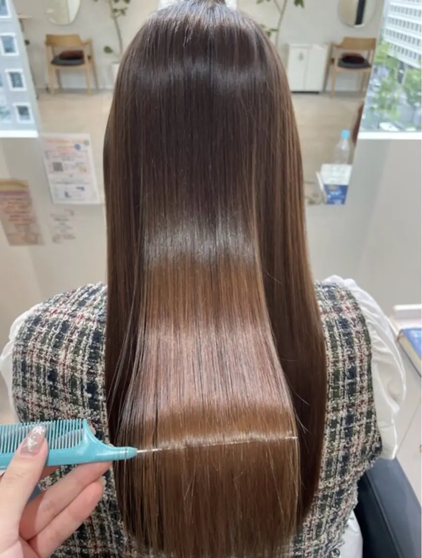 ロング カット ヘアカラー トリートメント Emuest MIYUのヘアスタイル