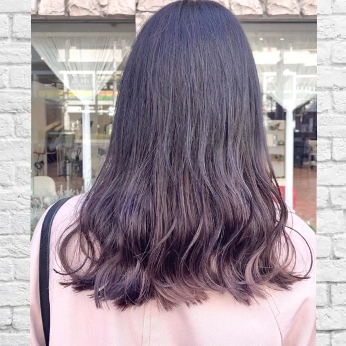 セミロング カラー グラデーションカラー イルミナカラー ラベンダーカラー ヘアカラー ayaka 大宮のヘアスタイル