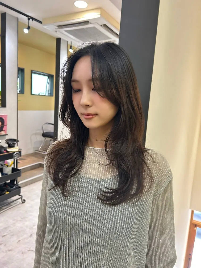 ロング レイヤーカット カット トリートメント hubhair レイヤー/透明感のヘアスタイル