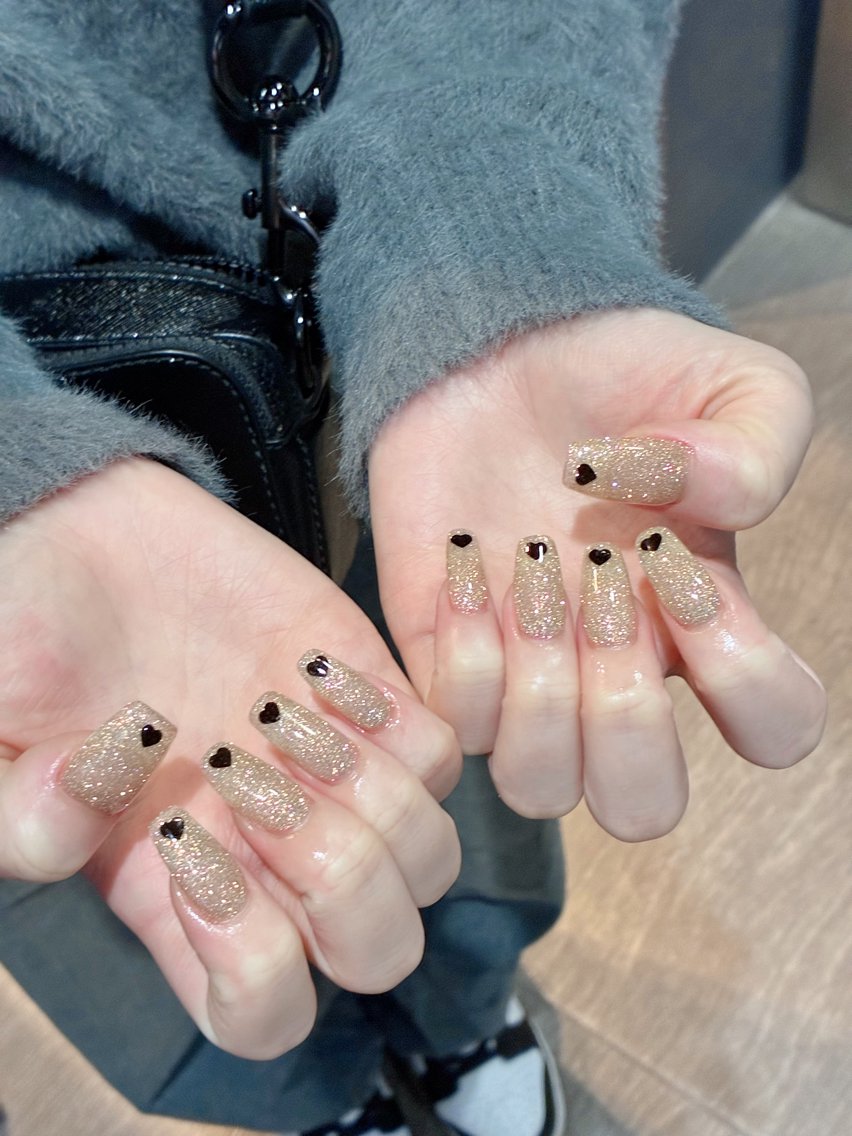 ネイル フラッシュネイル kitty池袋店 Jrネイリストなゆのネイルデザイン