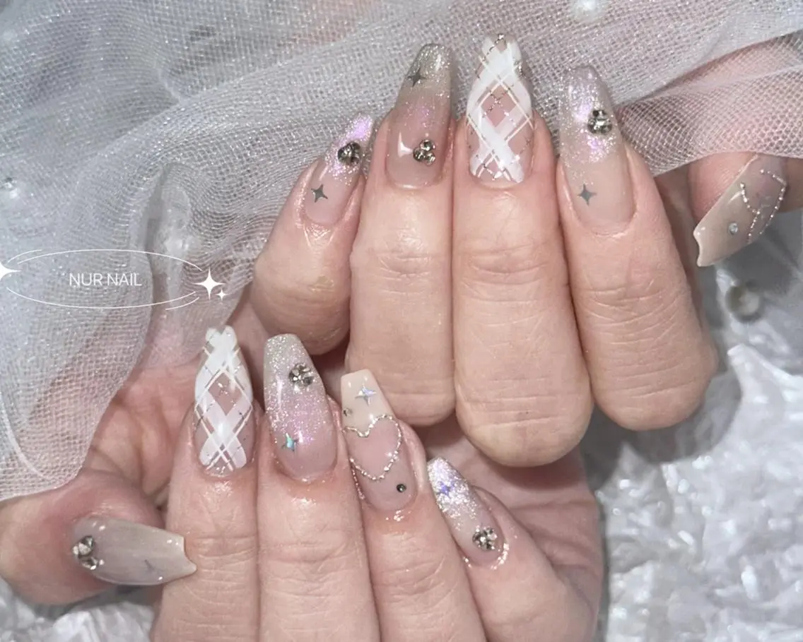 ネイル ハンドネイル ハンドケア 🫧NUR NAIL✨のネイルデザイン