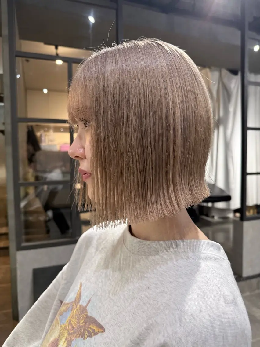 ショート カット ヘアカラー トリートメント 佐伯 桃のヘアスタイル