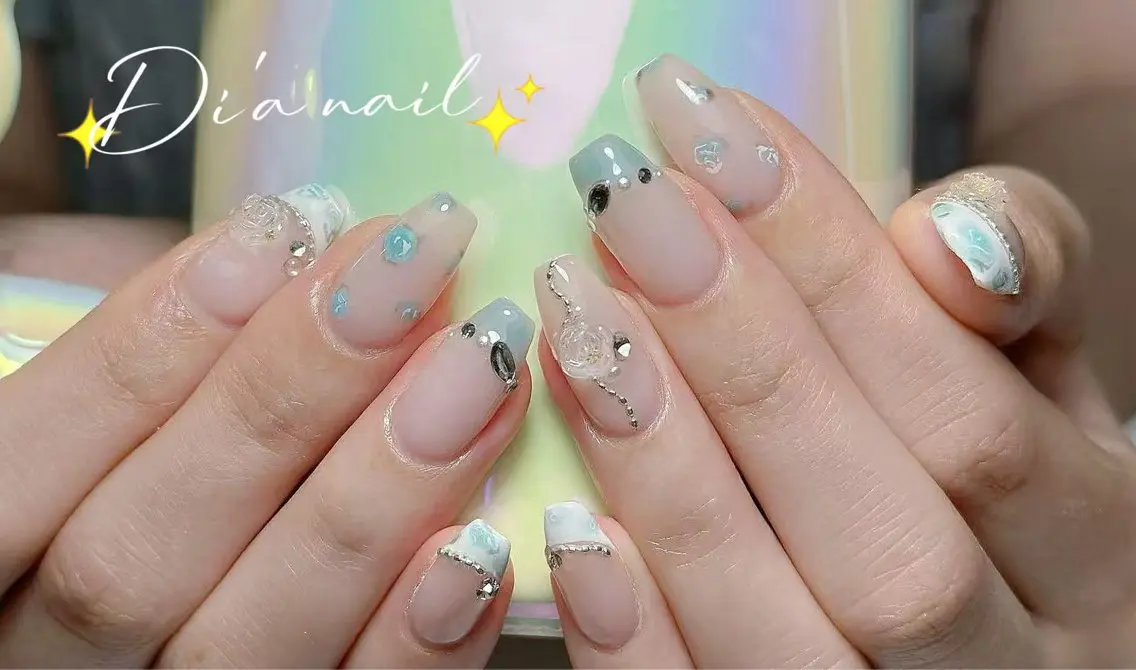 ネイル チークネイル ジェルネイル グラデーション マグネットネイル ニュアンスネイル Di'a nail ネイルサロンのネイルデザイン