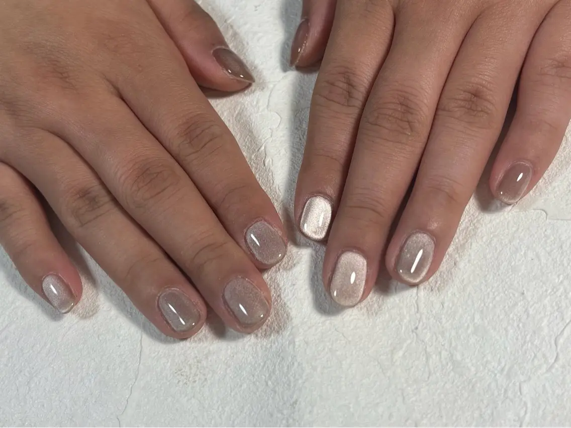 ネイル オーロラネイル フラワーネイル フットネイル フレンチネイル ジェルネイル ハンドネイル kiki nail たまプラーザのネイルデザイン