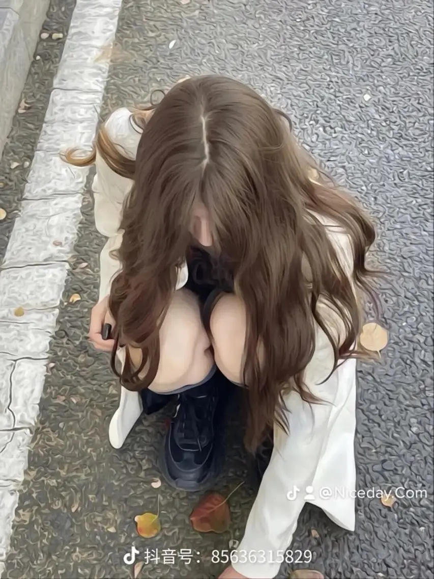 カラー オリーブ/ワンホン SHIONのヘアスタイル