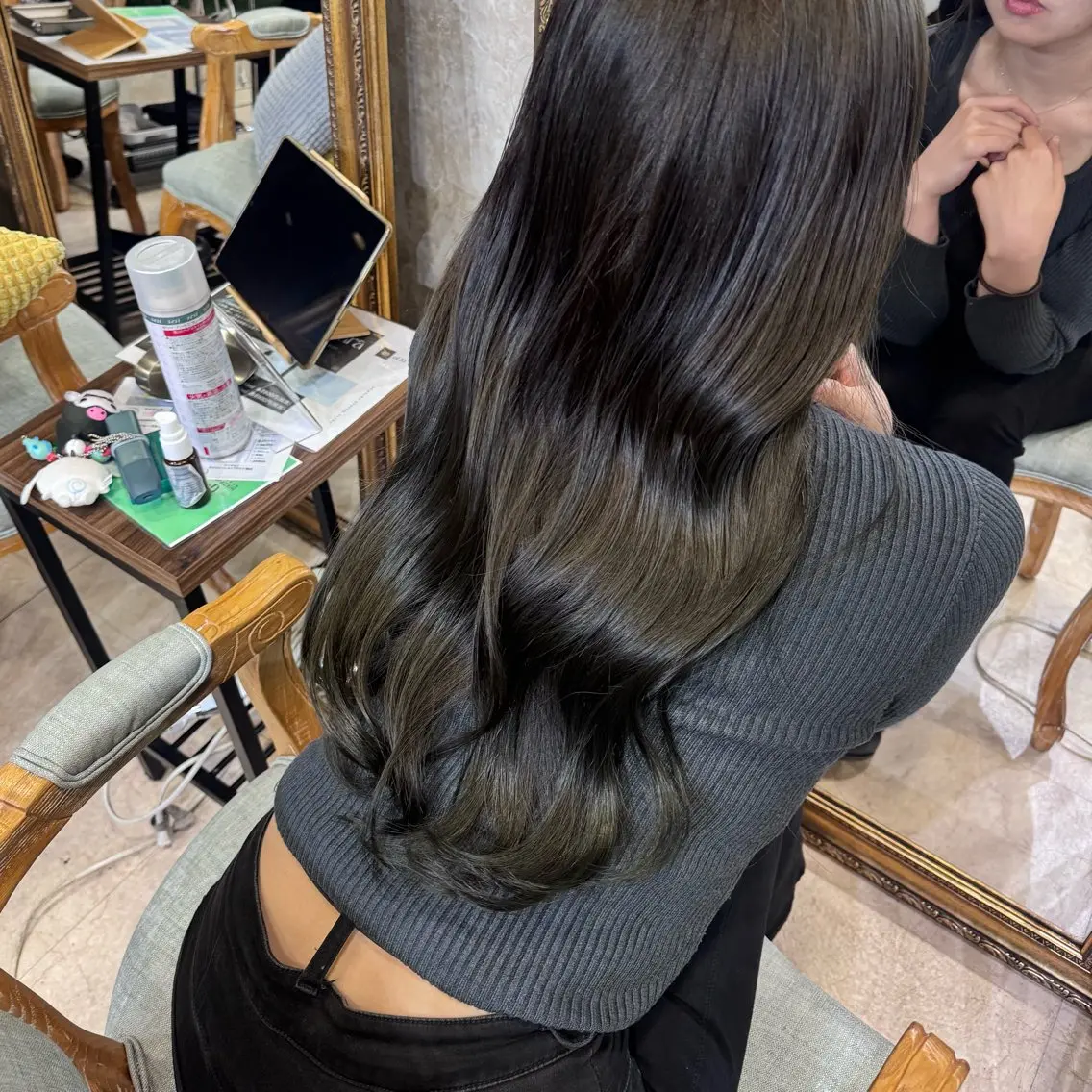 🙆🏻当日予約🙆🏻【ワンカラー + メンテナンスカット(5センチ以内)】の写真