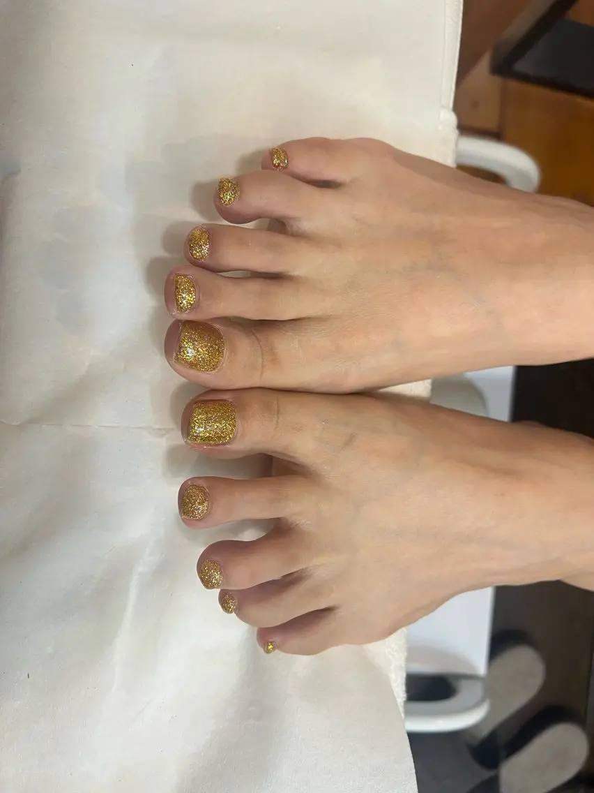 ネイル フットネイル ワンカラーネイル 榊原 千莉のネイルデザイン