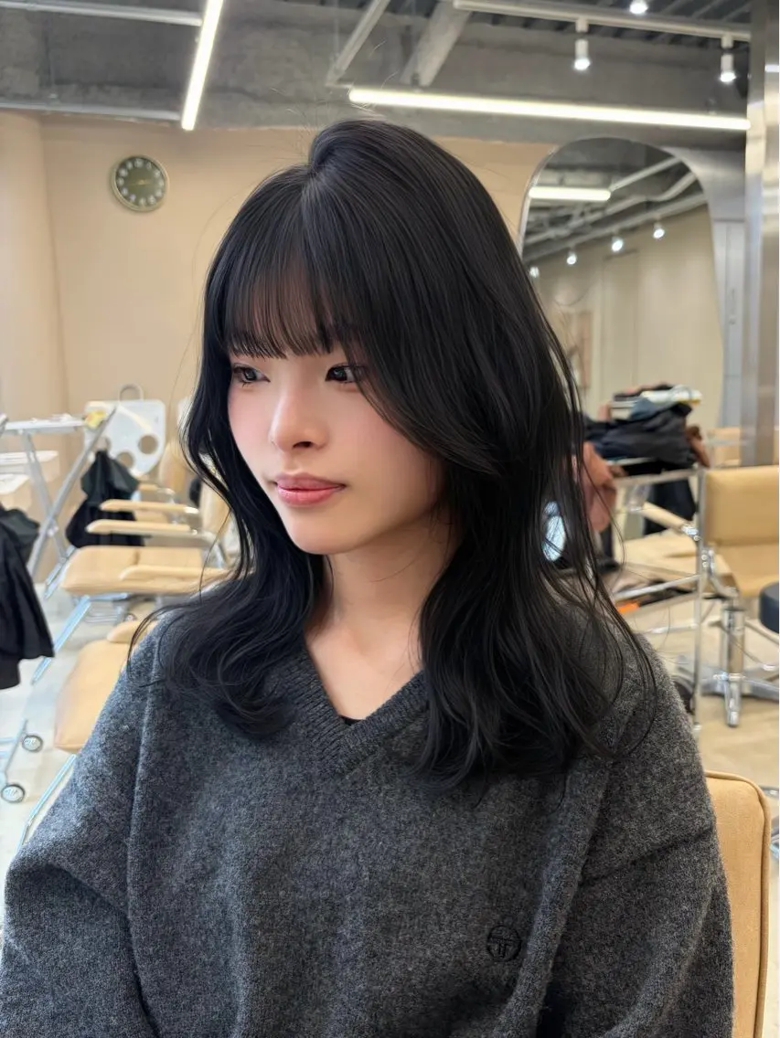 ミディアム カット トリートメント 💛ブリーチカラー /ブリーチ縮毛💛のヘアスタイル