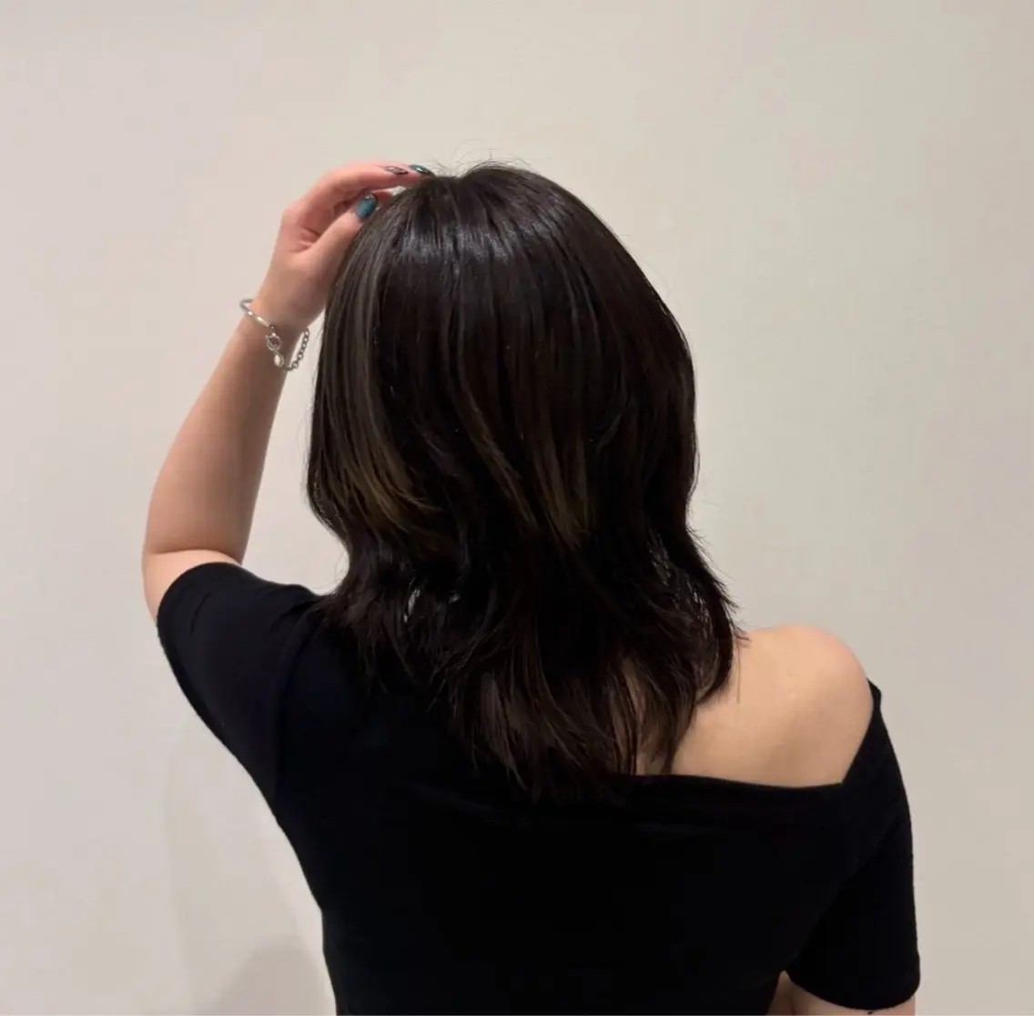 ミディアム カラー レイヤーカット ウルフカット ウルフレイヤー そら/ショートカット 募集中❕のヘアスタイル