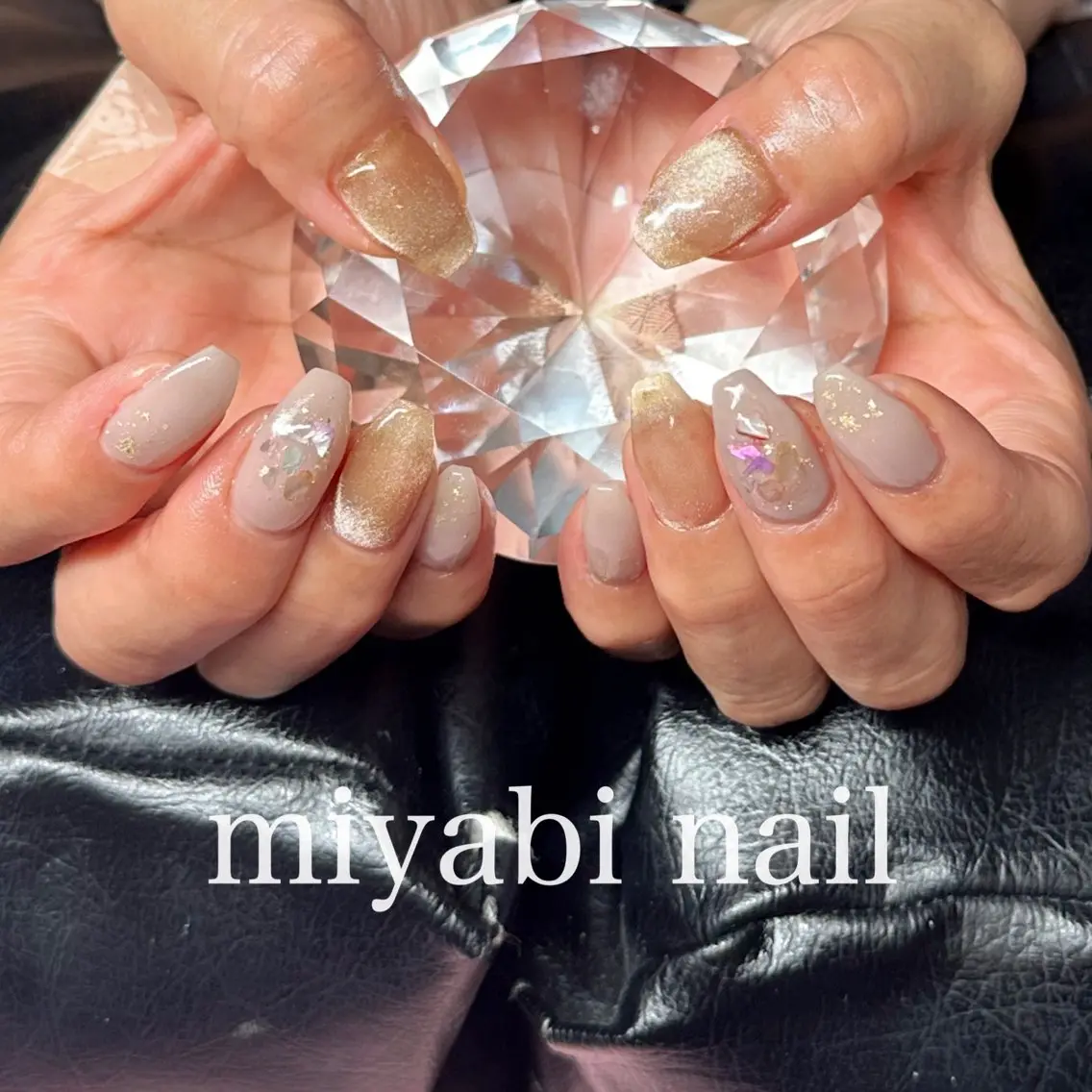 ネイル アートネイル ブラウン ジェルネイル マグネットネイル 持ち込み ハンドネイル miyabi nail 桂川駅近くのネイルデザイン