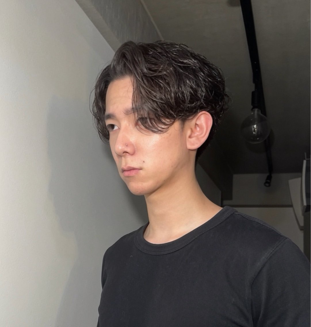 パーマ 室井 宙のヘアスタイル