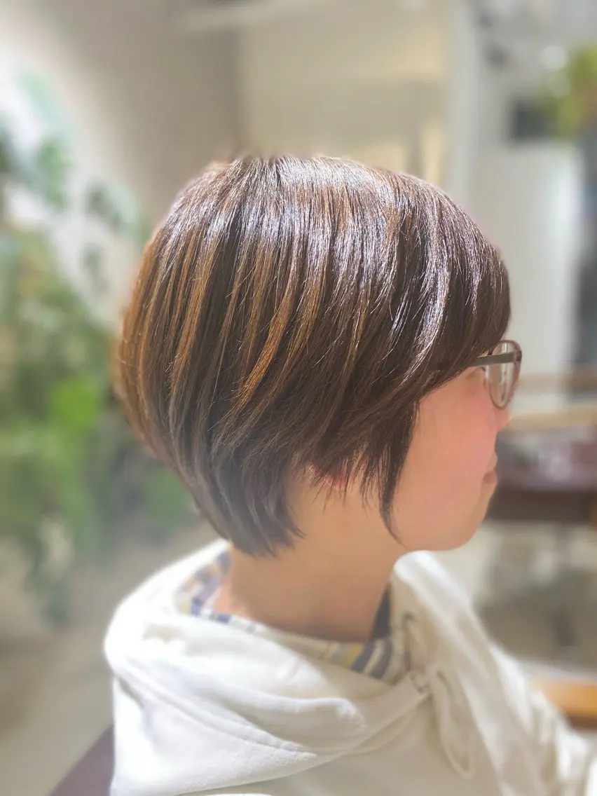 【☆男女どちらとも使える】カット+オーガニックカラー(白髪染め可)+3ステップトリートメントの写真