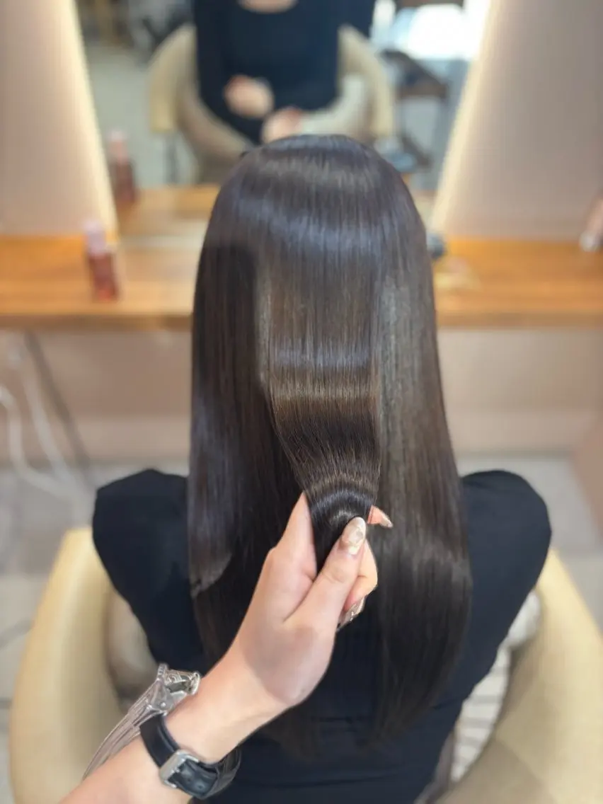カラー ヘアカラー ROCCOeast AKARIのヘアスタイル