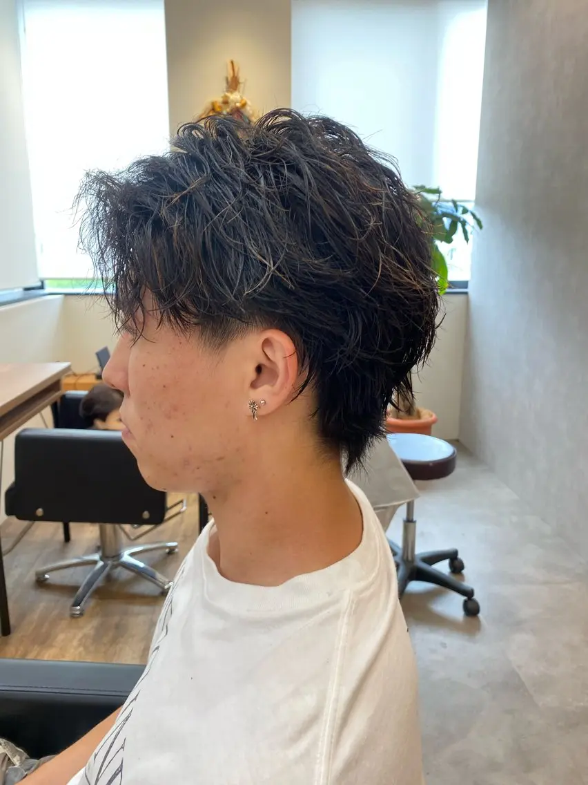 パーマ メンズ フェザーパーマ メンズパーマ カット パーマ BLEACHi高崎店 /湯浅泳作のヘアスタイル