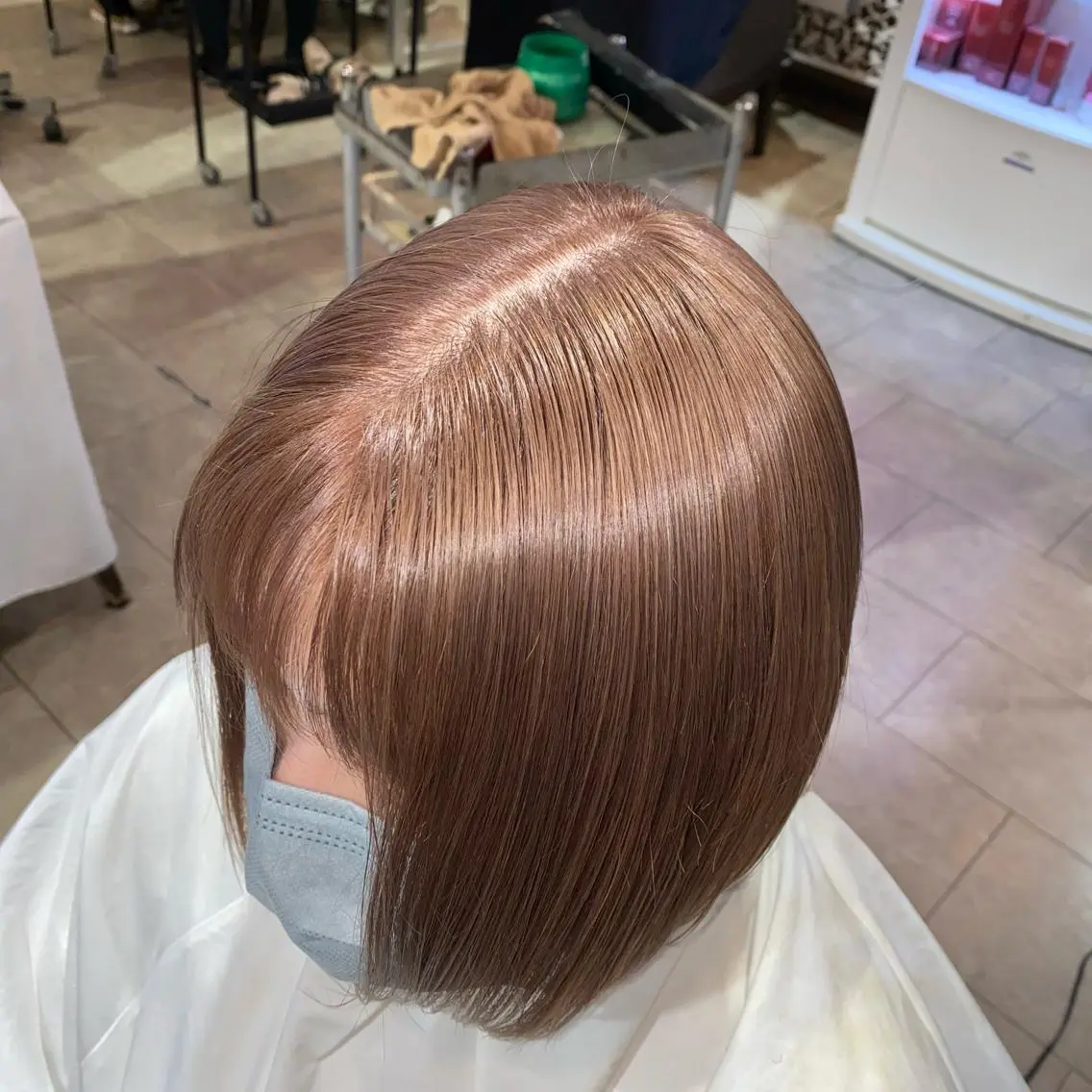 ショート カラー ヘアアレンジ ベージュカラー ブリーチ ミルクティーベージュ ヘアカラー トリートメント 梅田中崎町髪質改善 /オキヒロト/エコルのヘアスタイル