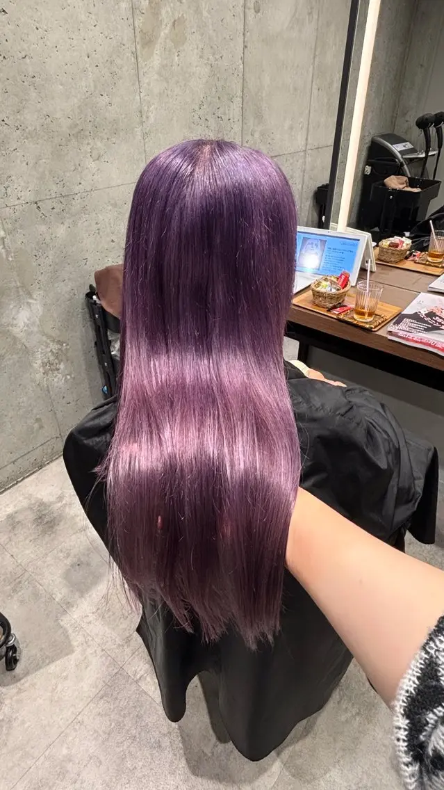 ロング カラー ブリーチ カット ヘアカラー トリートメント 暖色/ハイトーン/ カラー/HBLのヘアスタイル
