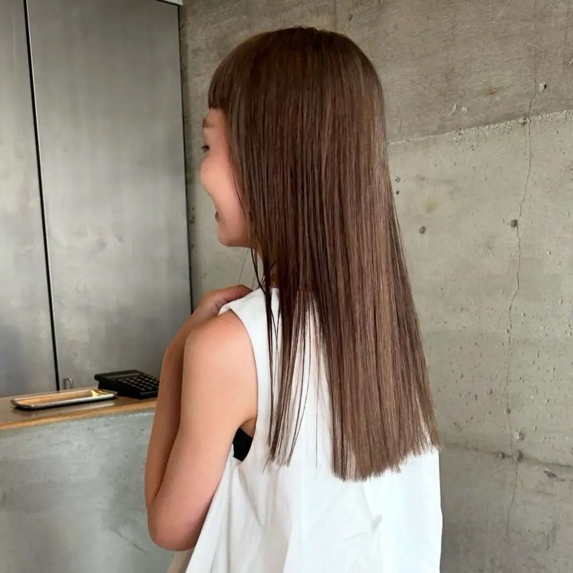 ロング カット ヘアカラー トリートメント newi広島 tomokaのヘアスタイル