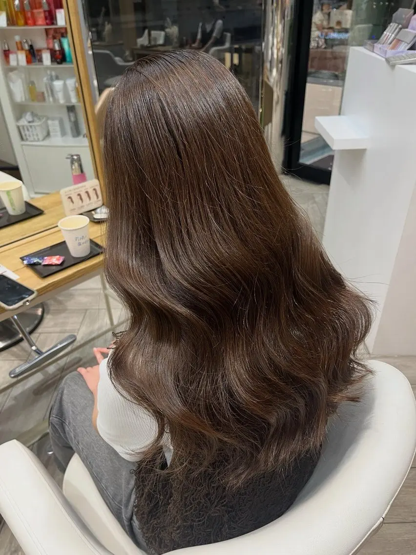 ロング カット ヘアカラー トリートメント AVANCE. chisatoのヘアスタイル