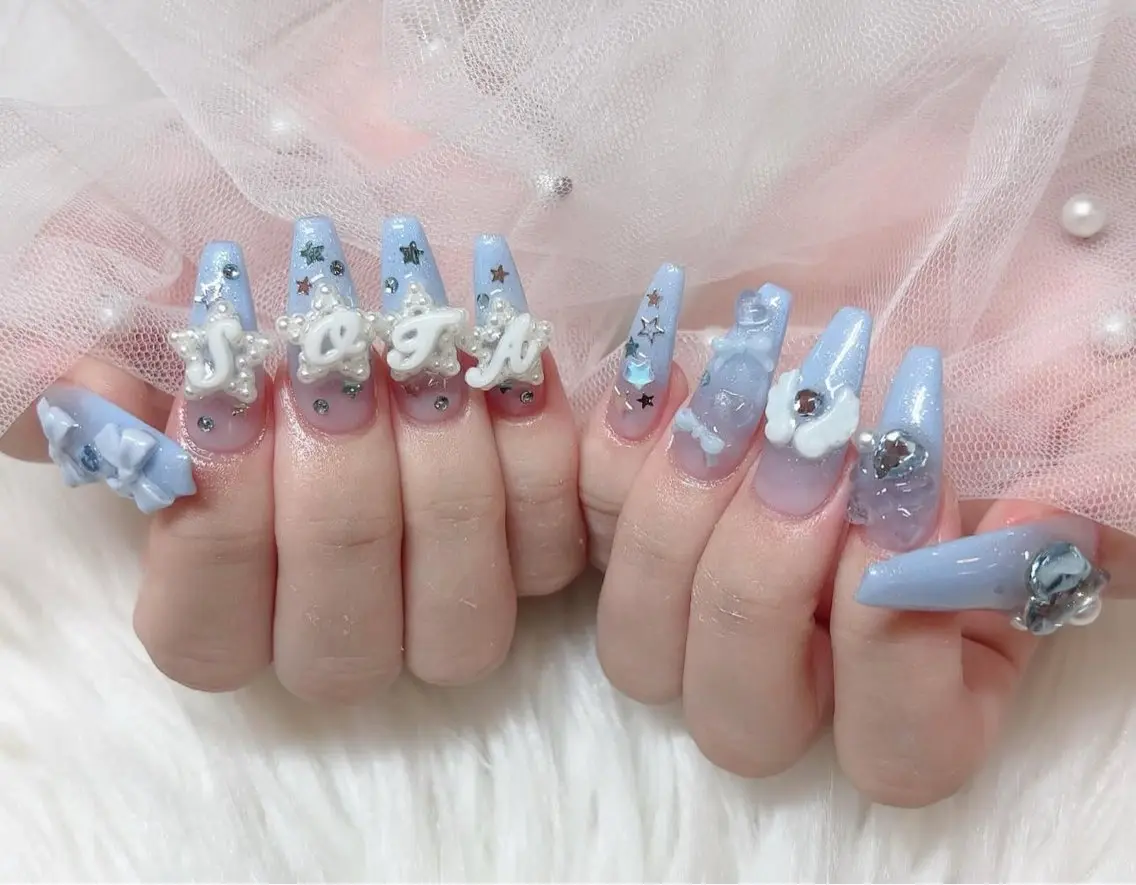 ネイル オーロラネイル フレンチネイル ジェルネイル ハロウィン 韓国ネイル ハンドネイル neco H.babynailのネイルデザイン