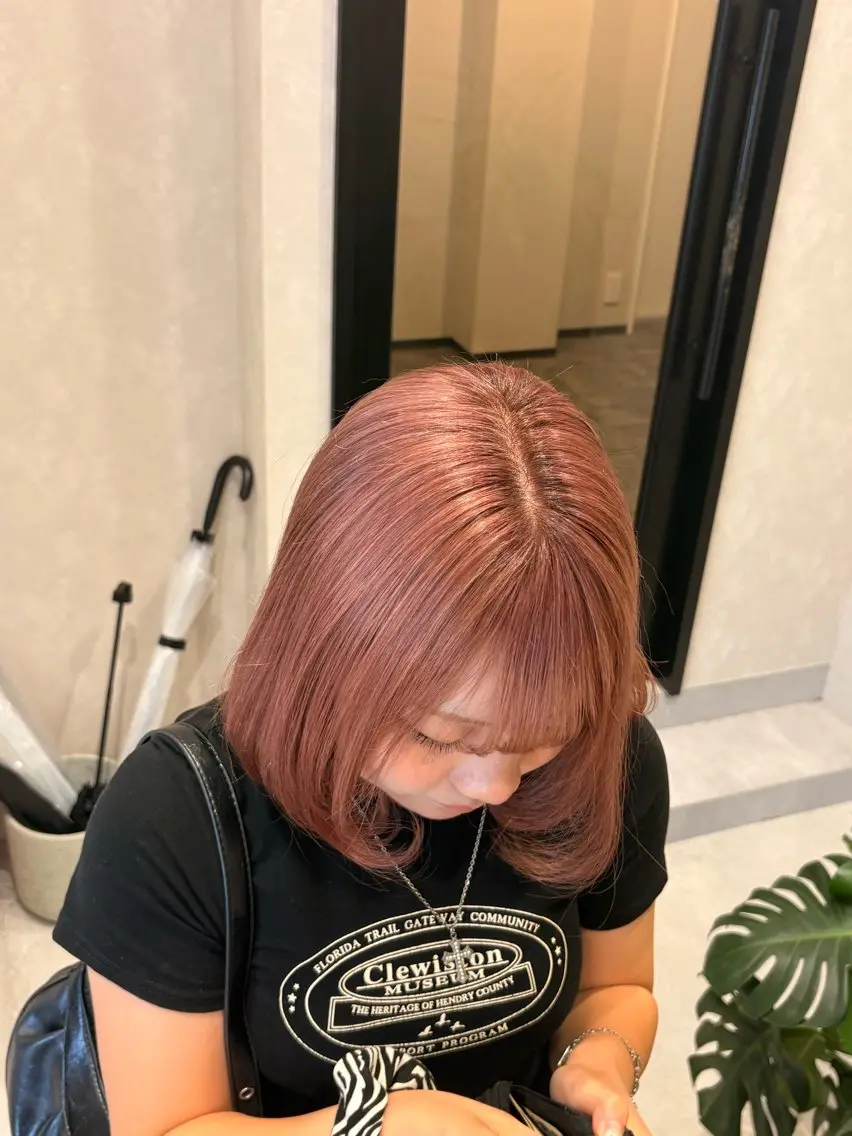 ミディアム カラー ベージュカラー ブリーチ ブリーチなしカラー ピンクカラー ピンクベージュ ヘアカラー 谷部 流希斗のヘアスタイル