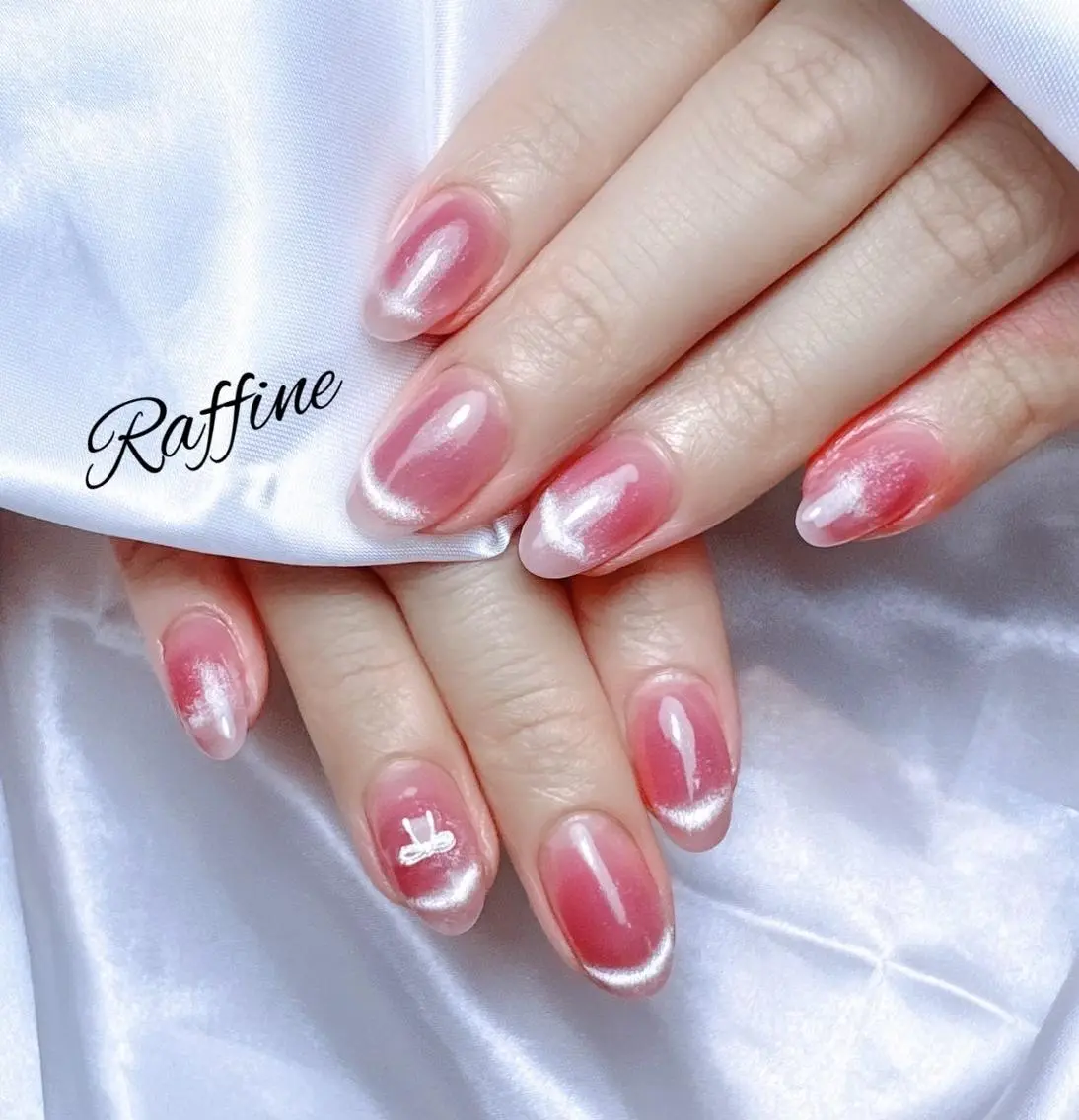 ネイル ハンドネイル RAFFINE haru🦋🩵のネイルデザイン