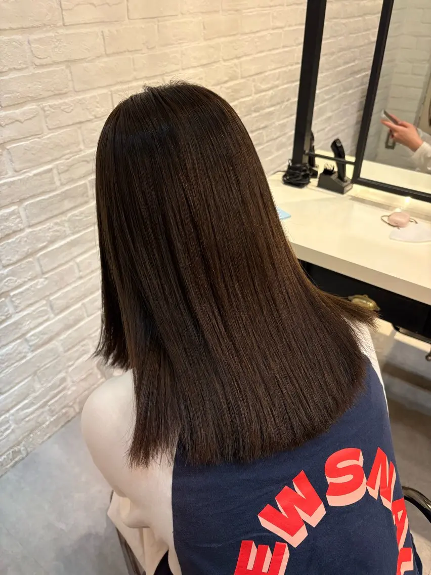 セミロング カラー ベージュカラー ブリーチ ブリーチなしカラー ピンクカラー ピンクベージュ ヘアカラー トリートメント 💛しおん💛 モデル募集のヘアスタイル