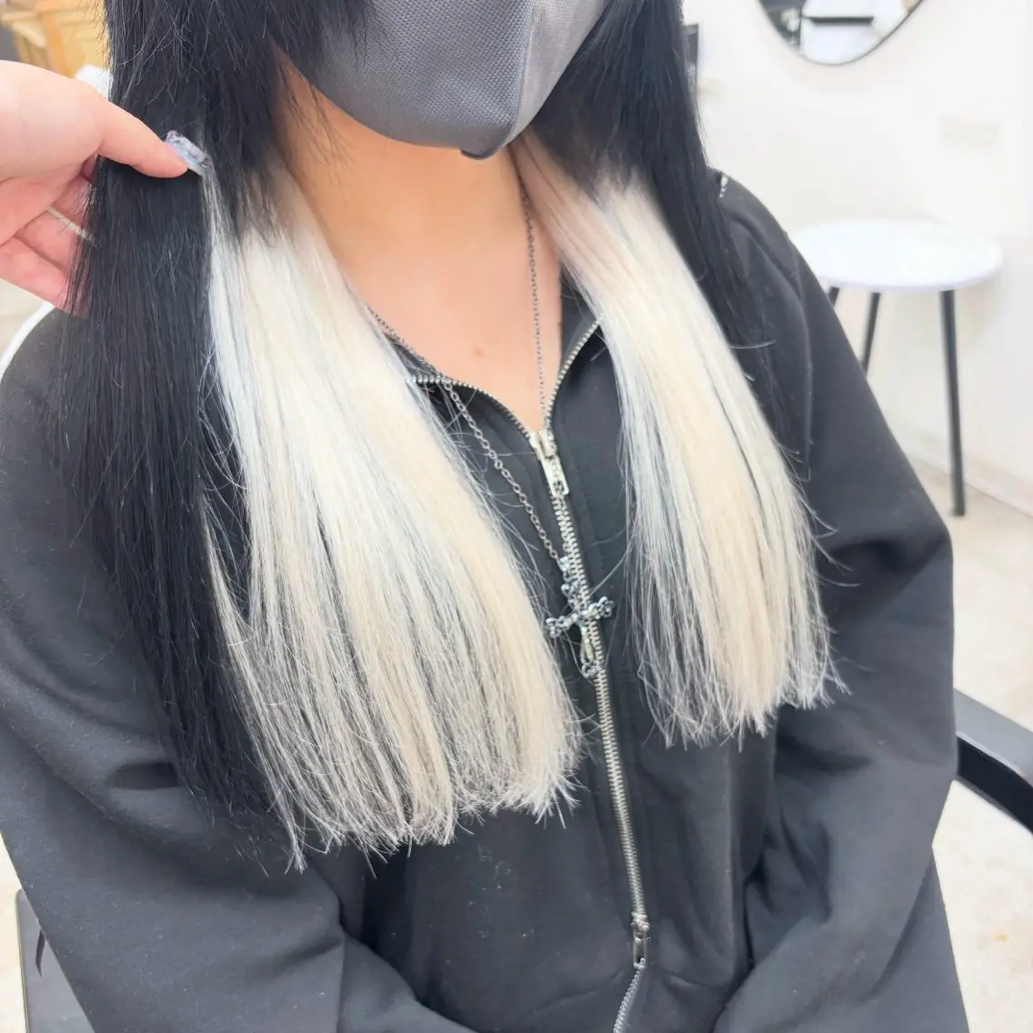 ロング カラー ヘアアレンジ エクステ エクステ ヘアセット 渋谷🤍ハイトーン 🤍ボブ🤍FUMUのヘアスタイル
