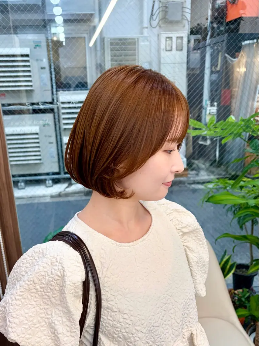 ショート カラー ベージュカラー ボブ カット ヘアカラー RIRI💛 ママ美容師👶🏻のヘアスタイル