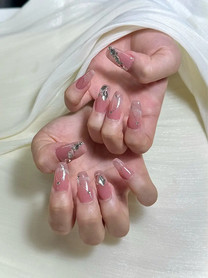 ネイル ハンドネイル 🎀 NaNa_nailのネイルデザイン