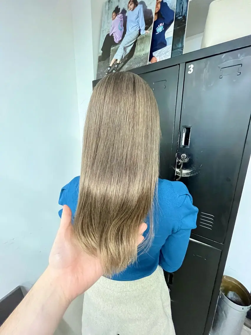 ロング ヘアカラー トリートメント 中村 靖彬のヘアスタイル