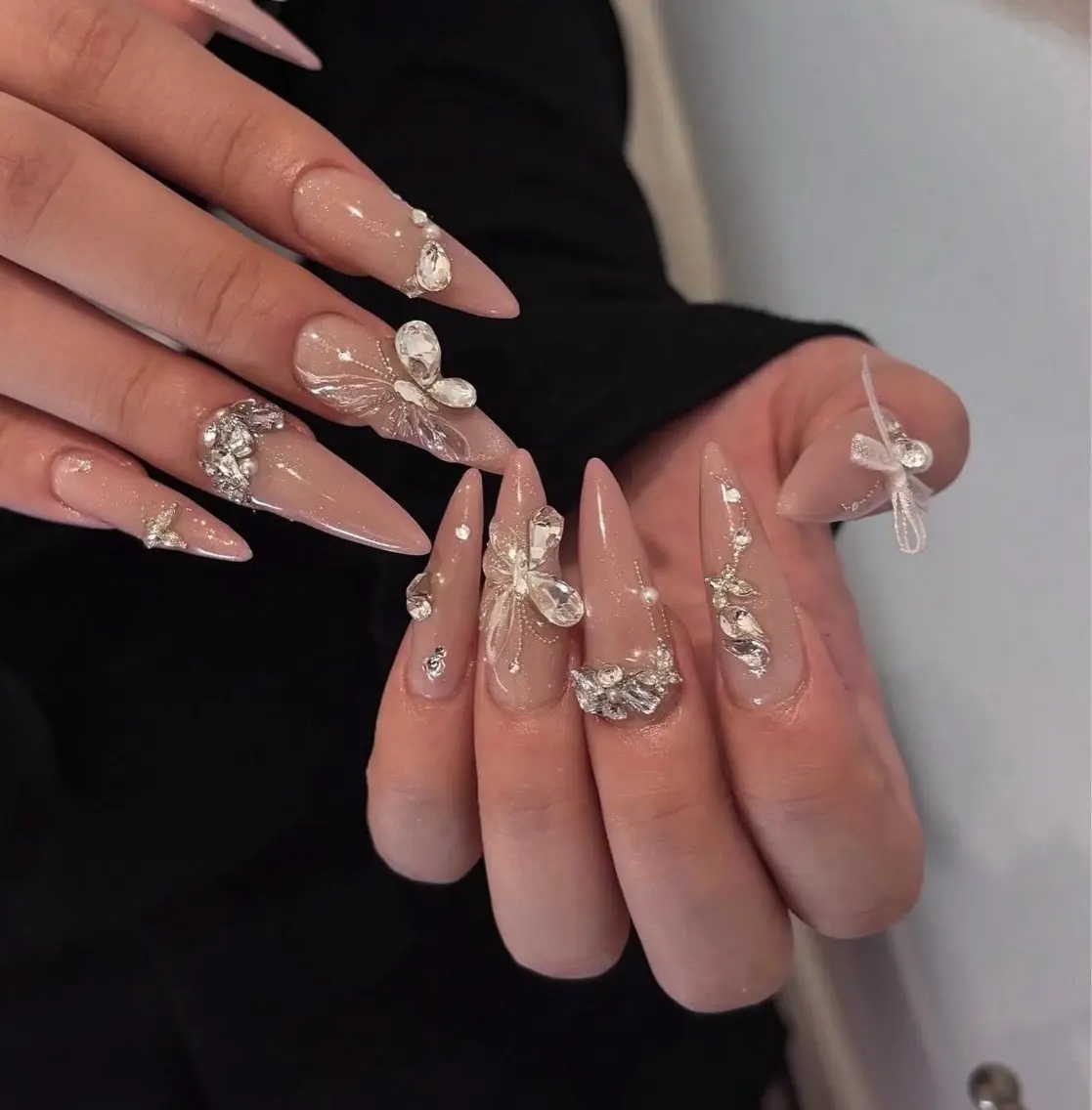 ネイル アートネイル フレンチネイル ジェルネイル キラキラネイル ニュアンスネイル ハンドネイル Ryu Nail NekoChanのネイルデザイン