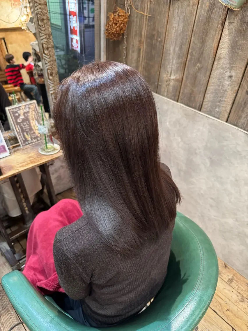 セミロング ヘアカラー トリートメント 髪質改善/透明感 カラー高山奈夕のヘアスタイル