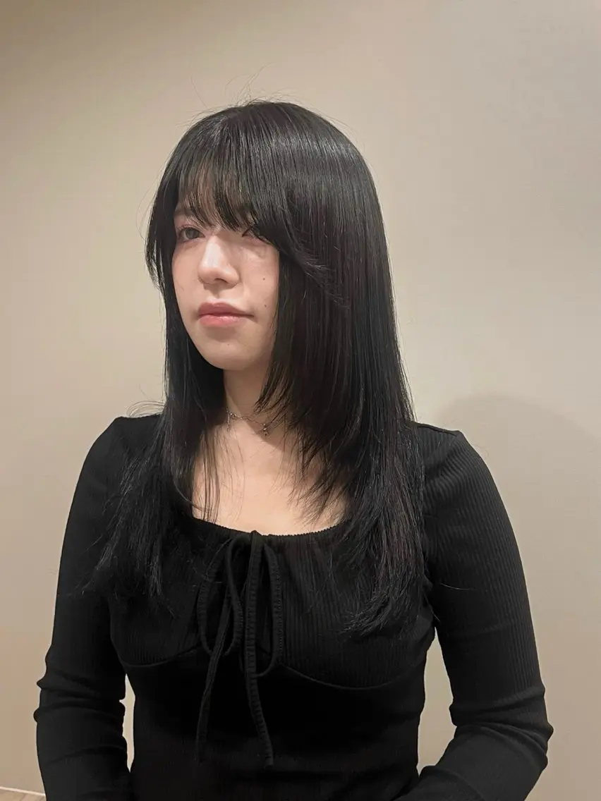 ロング レイヤーカット -みつま はるな-のヘアスタイル